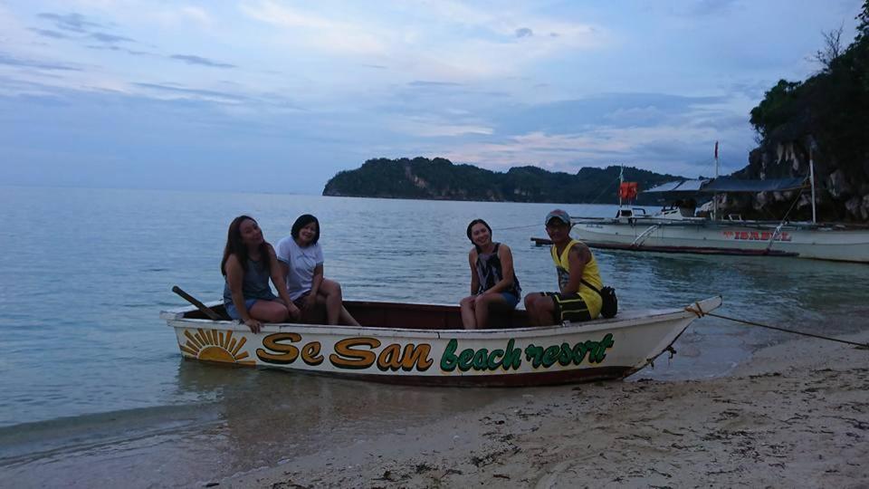 Se San Beach Resort-Isla De Gigantes Carles Экстерьер фото