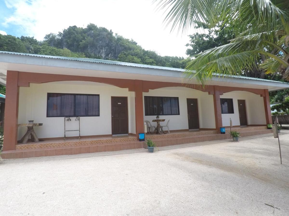 Se San Beach Resort-Isla De Gigantes Carles Экстерьер фото