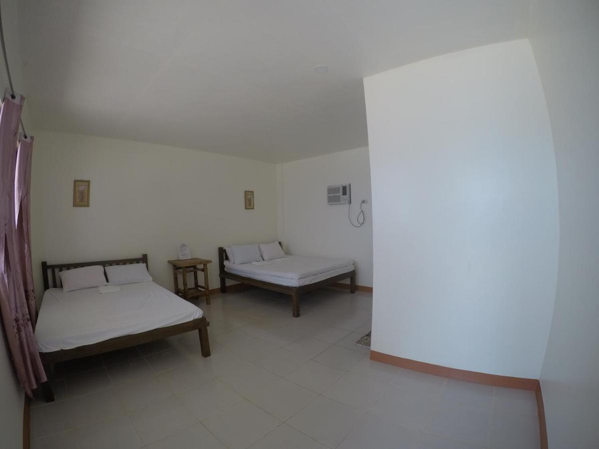 Se San Beach Resort-Isla De Gigantes Carles Экстерьер фото